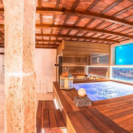 Alojamento de Acomodação e Pequeno-almoço Stancija Sancta Maria - Heritage Wellness Retreat & 4*