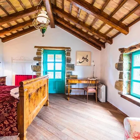 Bed & Breakfast Stancija Sancta Maria - Heritage Wellness Retreat & Oprtalj